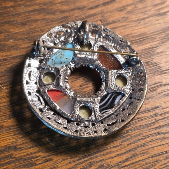 Vintage 1940s Miracle Scottish / Celtic Multi-agate brooch or pendant - Picture 3 of 4